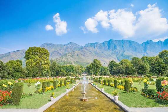 Best hotels in srinagar